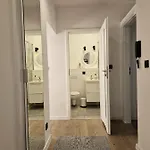 Stepinska Royal 2 Bedroom 华沙