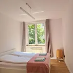 Stepinska Royal 2 Bedroom 公寓 *