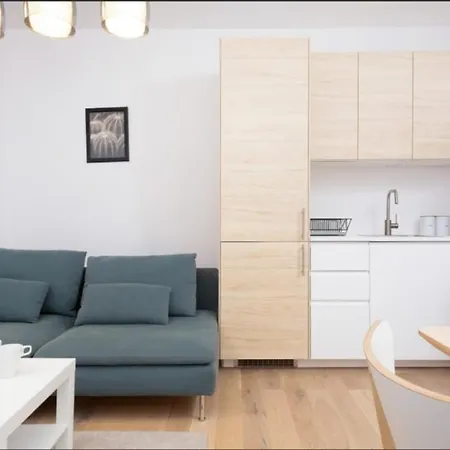 公寓 Stepinska Royal 2 Bedroom