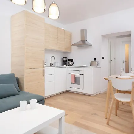 Stepinska Royal 2 Bedroom *