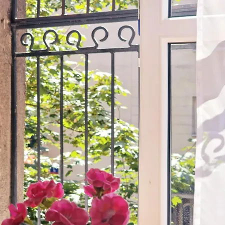 Stepinska Royal 2 Bedroom 公寓